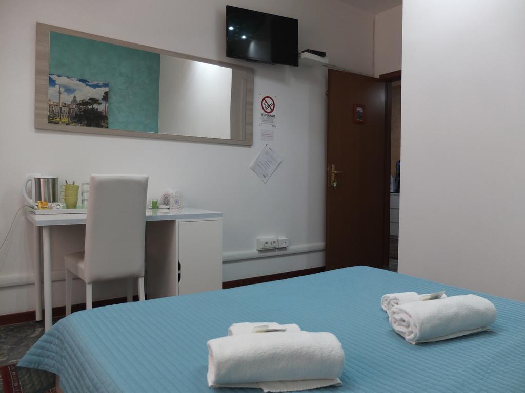 Maxim Rooms Roma Exterior foto