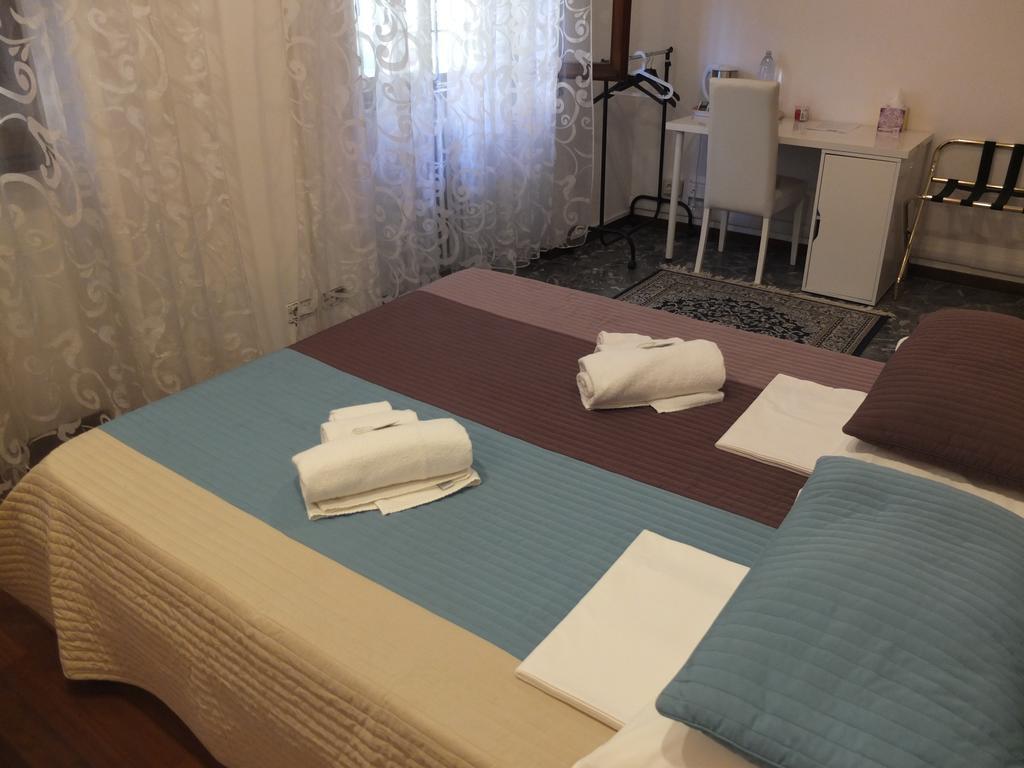 Maxim Rooms Roma Exterior foto