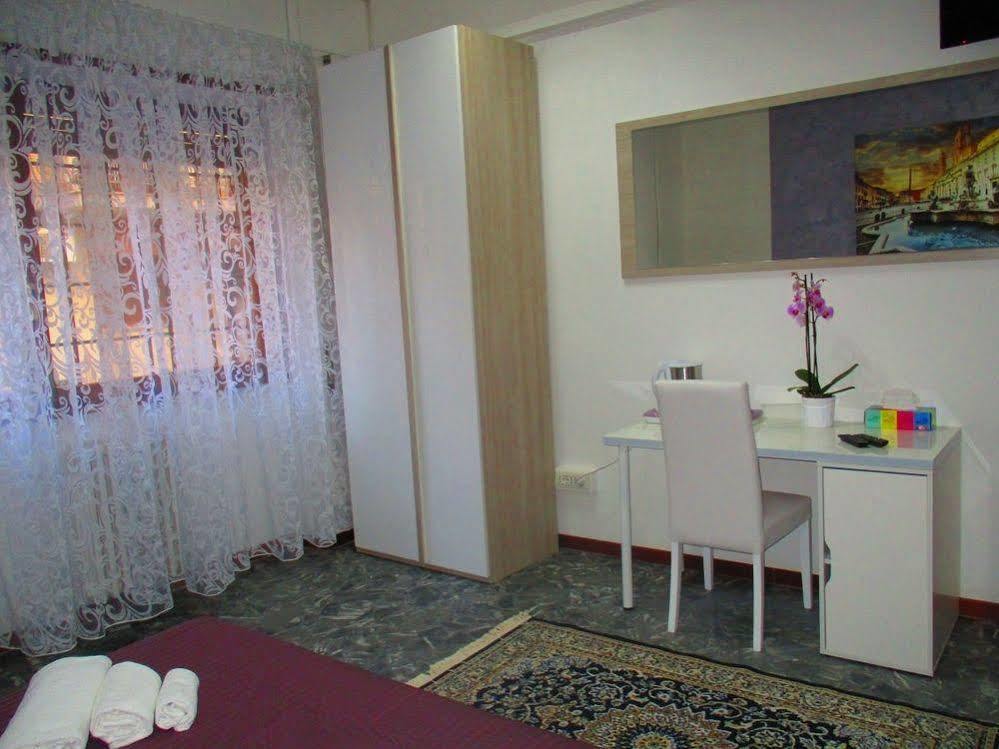 Maxim Rooms Roma Exterior foto