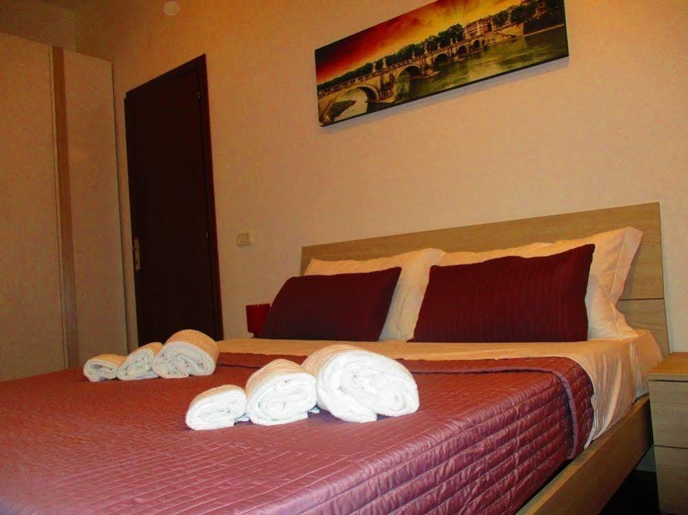 Maxim Rooms Roma Exterior foto