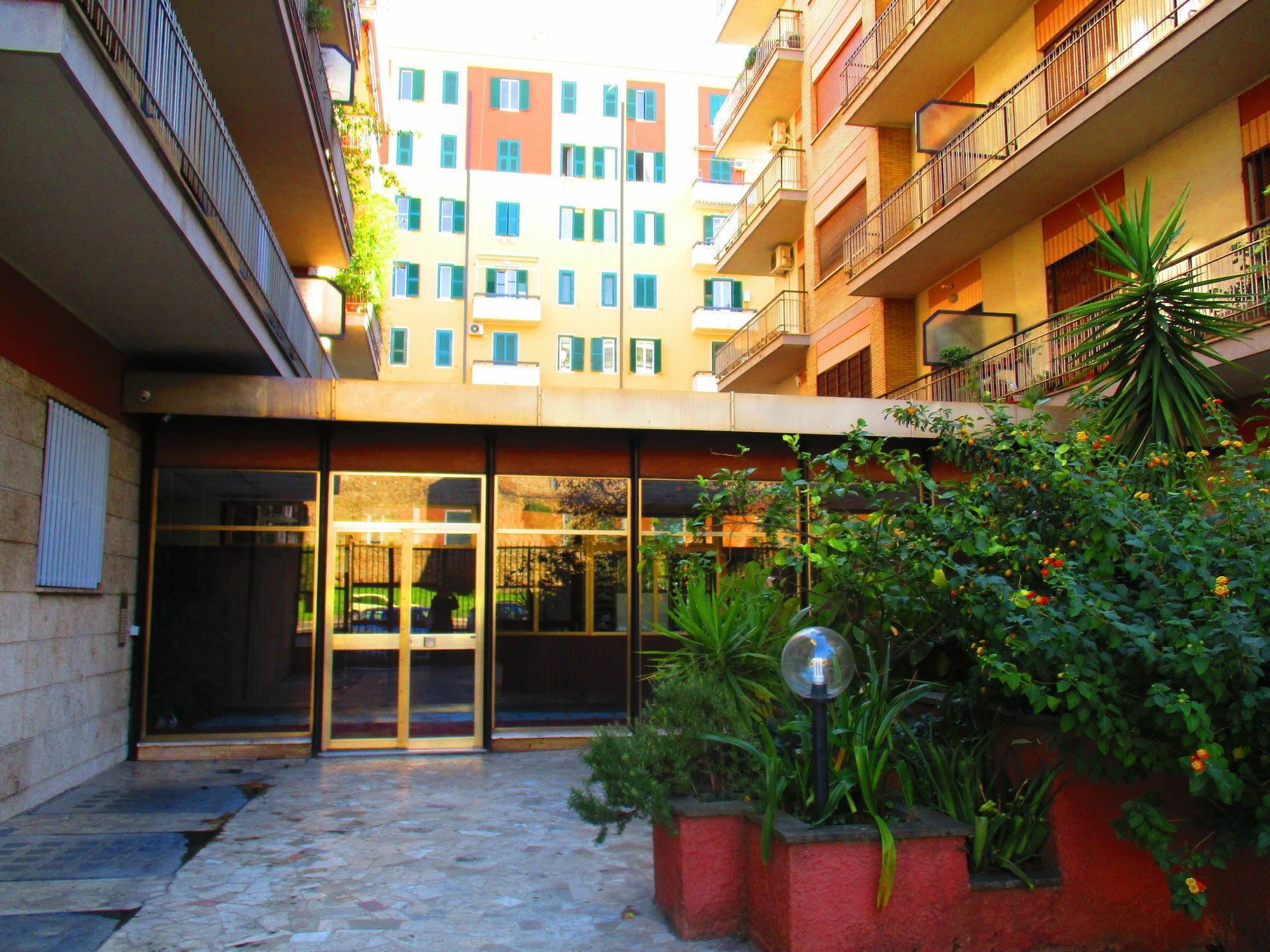 Maxim Rooms Roma Exterior foto